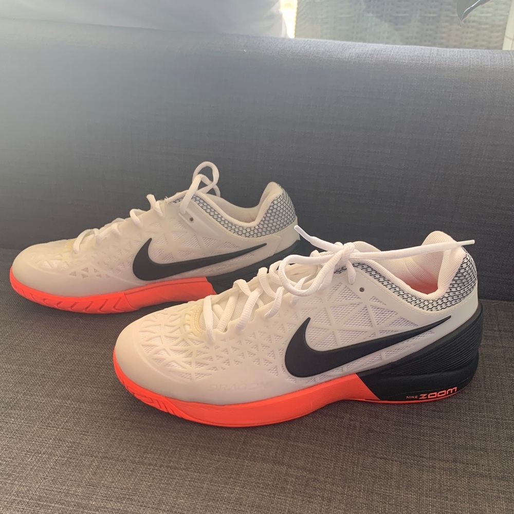 Nike zoom cage 2